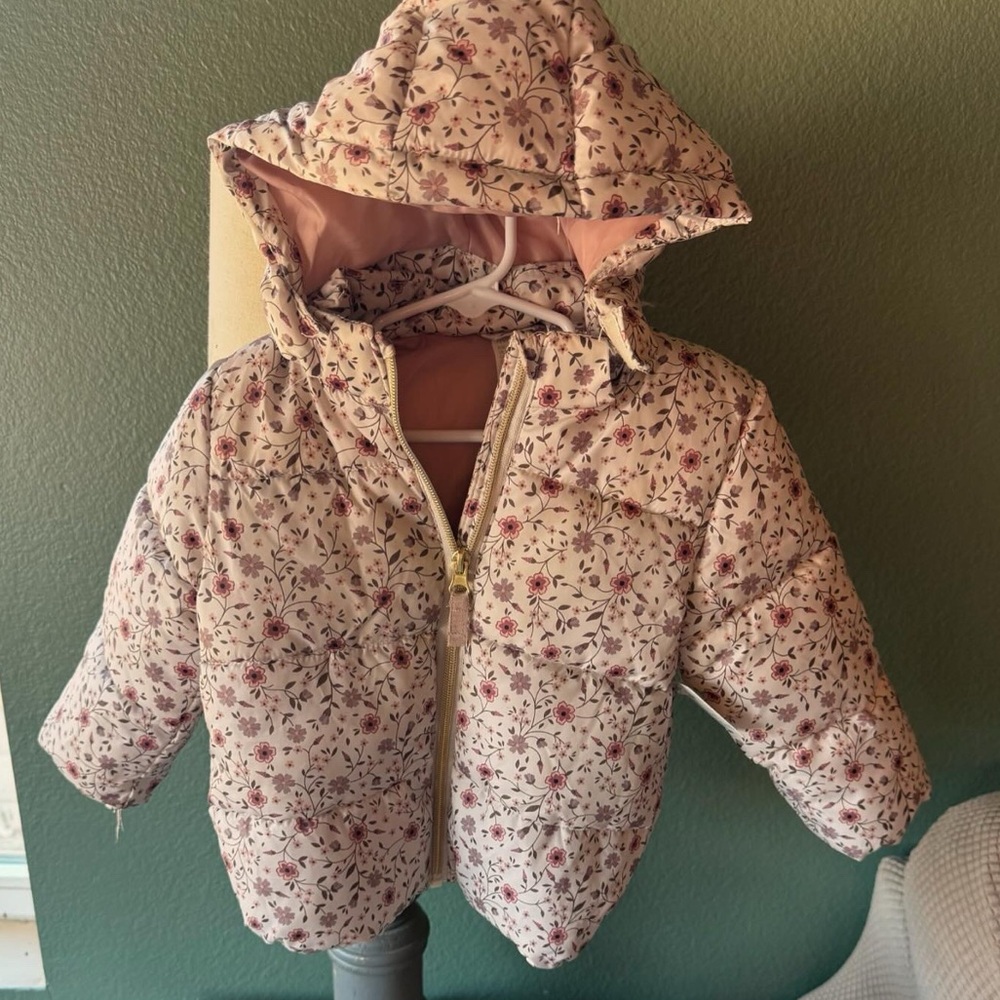 Toddler flower puffer jacket